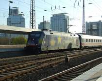 101 101 f�hrt mit IC 2022 am 22.2.10 in Essen Hbf ab