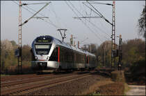 W�hrend andere noch schlafen wollte ich den morgendlichen AUDI-Zug aufnehmen, nat�rlich wurde der Zug an der Fotostelle um ca. 1 min verpasst... Daf�r konnte ich ET23004  HAGEN  und ET23006  SIEGEN  als ABR37836 (RB91  Ruhr-Sieg-Bahn  vor Hohenlimburg ablichten. (24.04.2010)