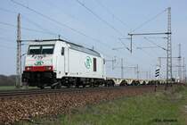 285 109 mit einem Kistenzug in Dedensen/G�mmer am 24.4.10.