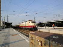 BR 103 bei einem kurzen Aufenthalt in Wien Heiligenstadt; 25.4.10