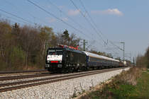 189 987 mit dem Sonderzug 88915 nach Magdeburg am 25.04.2010 in Haar.
