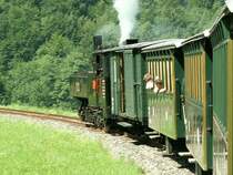 W�lderbahnzug,diesmal  Rauchkammer voraus , auf der R�ckfahrt Richtung Bezau.28.07.05