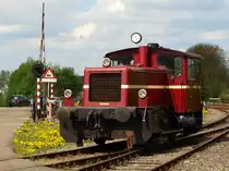 Die K�f 332-3  Spaniol  der S�dlimburgischen Dampfeisenbahngesellschaft (ZLSM) im Bw Simpelveld. Die K�F III fuhr im Betriebswerk Krefeld bis 1965 und wurde dann zum Betriebswerk D�ren versetzt. Nach Schliessung des Betriebswerkes D�ren 1986 kam die Lok nach Aachen-West, wo sie bis 1995 ihren Dienst verrichtete bevor sie 1996 von der ZLSM gekauft wurde.