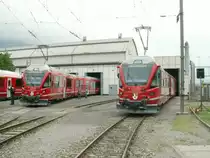 Aufstellung f�r die Taufzeremonie der  Allegra  Triebz�ge,von rechts 3501,3502 u.3503.Auch ein Teil der Hauptwerkst�tte konnte besichtigt werden.Landquart 01.05.10