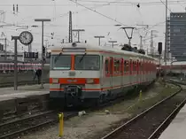 Der 420 001 am 18.04.2010 bei der Bereitstellung seiner letzten Sonderfahrt in M�nchen Ost. 