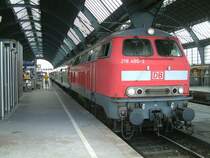 Erinnerung an die Zeit, als noch 218er nach Freudenstadt fuhren: Sonderzug 18190 am 28.7.05 in Karlsruhe.