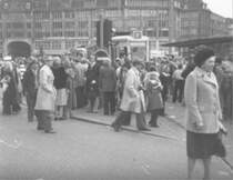 200.000 Hamburger nahmen am 01. Oktober 1978 nach 112 Jahren f�r immer Abschied von ihrer Stra�enbahn. 