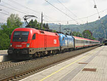 Heute fr�h kam die 1016 023  Kyoto  mit dem �EC 760 zur�ck nach Bregenz und aktuell bespannt diese Lok als Slave hinter der 1016 002 den �EC 565 nach 

Lg