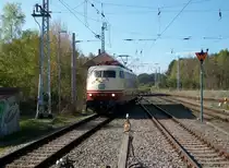 Eine Stunde mu�te 103 235 am 02.Mai 2010 in Binz warten,bis Sie sich an das andere Zugende setzen konnte,um dem TEE-Rheingold als Leerpark nach Stralsund zubingen.
