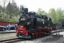 Grosses Pfingstdampfspektakel auf der Pre�nitztalbahn.Es waren 6 Dampfloks im Einsatz.Hier 99 1715 eine VIK beim Rangieren in J�hstadt.23.05.10.