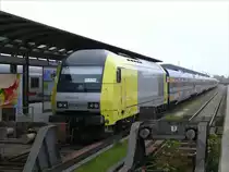 ER20-011 steht bereit mit dem NOB 80523 nach Hamburg-Altona; Westerland(SYLT), 23.05.2010
