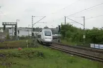 Ein Wenig zu sp�t fuhr mir am 8.5.2010 in Stuttgart-Feuerbach dieser TGV vor die Linse. W�re er etwas fr�her dran gewesen, w�re ein Bild zusammen mit einer 146.2 entstanden.