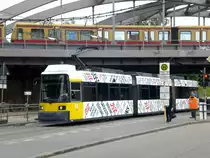 Berlin: Stra�enbahnlinie 50 nach Fr�nz�sisch Buchholz Guyostra�e am S+U Bahnhof Pankow.(24.5.2010)