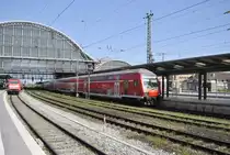 Ein Dosto Steuerwagen, mit RE nach Verden/Aller, verl�sst den Bremer HBF am 23.05.2010.
