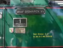 Die Fabrickschilder der �lgefeuerten Dampflokomotive  Graf Bismarck XV  oder auch  Schluff  genannt der Krefelder Eisenbahn.