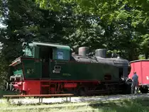 98 8921 oder auch  Graf Bismarck XV  stand am 23.5.10 auf dem H�lser Berg.
Sie war fr�her auf der Zeche Bismarck unterwegs und kahm nach ihrer Arbeitszeit zum  Schluff  in Krefeld.