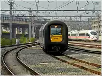 Ich hasse Gumminasen, besonders wenn sie im Bahnhof Li�ge Guillemins den ausfahrenden ICE zufahren und der Tf auch noch freundlich winkt, weil er glaubt das Bild gelte seinem Zug. ;-) 20.09.09 (Jeanny)