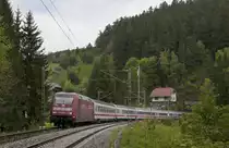 101 002-4 mit IC 2370  Schwarzwald  (Konstanz - Hamburg Hbf) am 22. Mai 2010 bei Nu�bach.