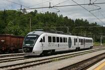 Ein Werbe Desiro der SZ (slowenske zeleznice = slownische Bahn) mit der Nummer 312 011. Aufgenommen am 01.06.2010 im Bahnhof Pivka.