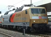 120 159 mit IC 1924 in Duisburg Hbf