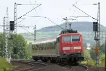 111 216 am 03.06.10 mit einer RB nach Bamberg bei Wernfeld/Main