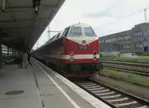 Hier 119 158-4 mit einem ILA-Shuttle von Berlin Lichtenberg nach Berlin ILA Bahnhof, dieser Zug stand am 12.6.2010 in Berlin Lichtenberg.