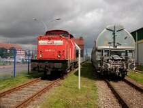 WFL-Lok 346 852 im �bergabebereich zum Stralsunder Nordhafen.