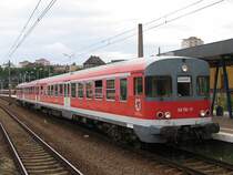 Die gute alte BR 624/924 der DB in Polen! SA 110-11 (ex-DB 624 605-2) / SA 110-12 (ex-DB 624 636-7) mit Zug 817 Kolobrzeg-Szczecin Gł�wny in Szczecin Gł�wny am 9-7-2007.