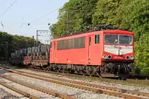 Die 155 214-0 in Duisburg Neudorf am 28,05,10