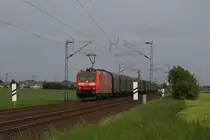 185 047-8 mit einem G�terzug in Neuss-Allerheiligen am 29.05.10