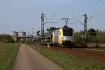 Am 07. April 2010 bef�rdert ES 64 U2 013 den DGS 47005 von Dillingen (Saar) nach Carimate �ber die KBS 700 in Richtung S�den. Die Aufnahme entstand zwischen Wagh�usel und Wiesental.