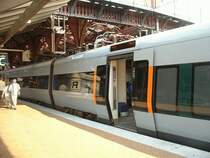 X31 Contessa Mittel- und Endwagen am 05.09.2002 im Bahnhof Kopenhagen H. Bei dieser Aufnahme ist die Fahrzielangabe Malm� C erkennbar.