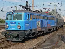 1042 520-8 mit ihrem Fun Express in K�ln Hbf am 27.06.2010