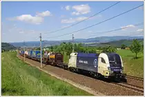 Mit dem TEC 42955 aus Rheinhausen war die 182.535  K�hne + Nagel  am 05. Juni 2010 auf der Neubaustrecke bei Loosdorf in Richtung Zielbahnhof Wien Donaukaibf unterwegs.