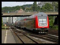 Dosto 763 Steuerwagen mit 112 165 bei der Abfahrt als RE7 in Wuppertal Hbf, 01.07.2010