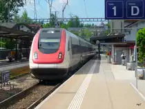SBB - ICN Louis Chevrolet bei der Durchfahrt im Bahnhof Sursee am 04.06.2010