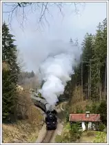 �GEG 78 618 mit ihrem Fotozug SLP 13432 von Ried im Innkreis nach Attnang-Puchheim am 21.4.2010 kurz vor der Einfahrt in den 685 Meter langen Hausruck-Tunnel.