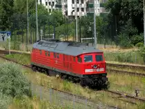 234 278-0 w�rmt sich in der Sonne am Bahnhof Warschauer Stra�e auf die Aufgaben am Abend mit den Nachtz�gen nach Lichtenberg.
