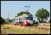 Manchmal darf das dienst�lteste OEG Fahrzeug f�r den Linienverkehr auch nochmal auf den Ring: OEG 82 f�hrt hier bei Leutershausen und hat noch einige Kilometer vor sich, bis er wieder einr�cken darf. Eine Runde um den Ring hat etwas mehr als 60 Kilometer. 19. Juli 2010