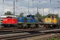 Die abgestellte 212 265 der DB services neben MWB V2304 und DBG 345021
Hier am 15.7.10 in Duisburg-Entenfang