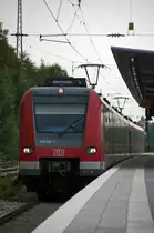 423 592 als S6 nach Zorneding, am 22.07.2010 in Berg am Laim.