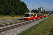 Eine Stunde nach der ersten Durchfahrt tauchte dann der Zug mit den Be 4/6 66, 68 und 62 wieder bei mir auf. (Zollikerberg, 9.7.10)