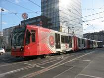 Am 10. April 2010 konnte ich TW 5107 und TW 51?? unterwegs als Linie 3 Fahrtrichtung Menenich beim berqueren des Ringes bildlich festhalten.