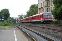 628 515 und ein unerkannt gebliebener Artgenosse am 28.07.2010 als �berf�hrungsfahrt am Kasseler Tor in Paderborn.