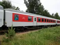 Im CNL 1258/1259 Z�rich-Binz-Z�rich lief am 17.Juli 2010 dieser BDcm 61 85 09-90 402-4 Standort Berlin mit.Am Nachmittag stand Dieser noch in Binz wo die Aufnahme entstand.