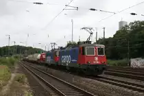 421 392 und 421 395 mit GZ durch K�ln West am 29.07.2010