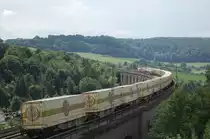 WLE 23 �berquerte am 29.07.2010 mit dem Bierzug von Gro�beeren nach Warstein Brauereibahnhof den Bekeviadukt in Altenbeken.