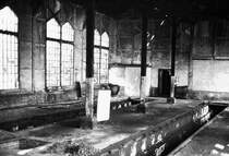 Hinten Mitte der Durchgang von der Maschinenhalle zu den Quartierr�umen, Lokschuppen Gr�venwiesbach 1. H�lfte der 1980iger Jahre.
