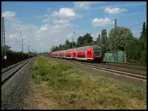 Ein Dosto der Bauart 765 am RE5 nach Koblenz