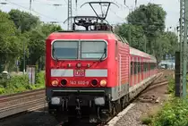 Die 143 660-9 zieht die S8 von K�ln Nippes nach Essen durch D�sseldorf Eller am 06.08.2010